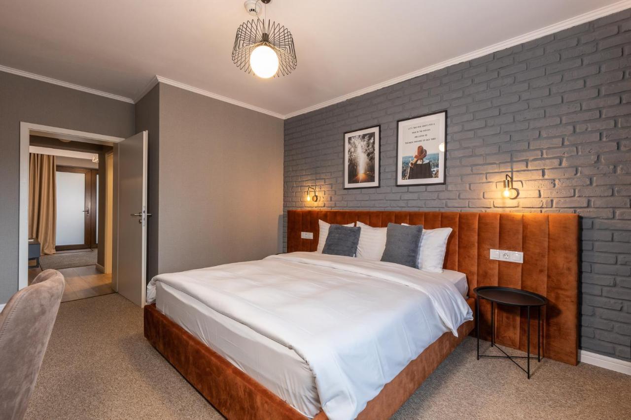 Upperhouse Suites & More Brasov Exterior photo