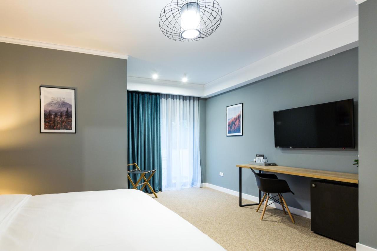 Upperhouse Suites & More Brasov Exterior photo