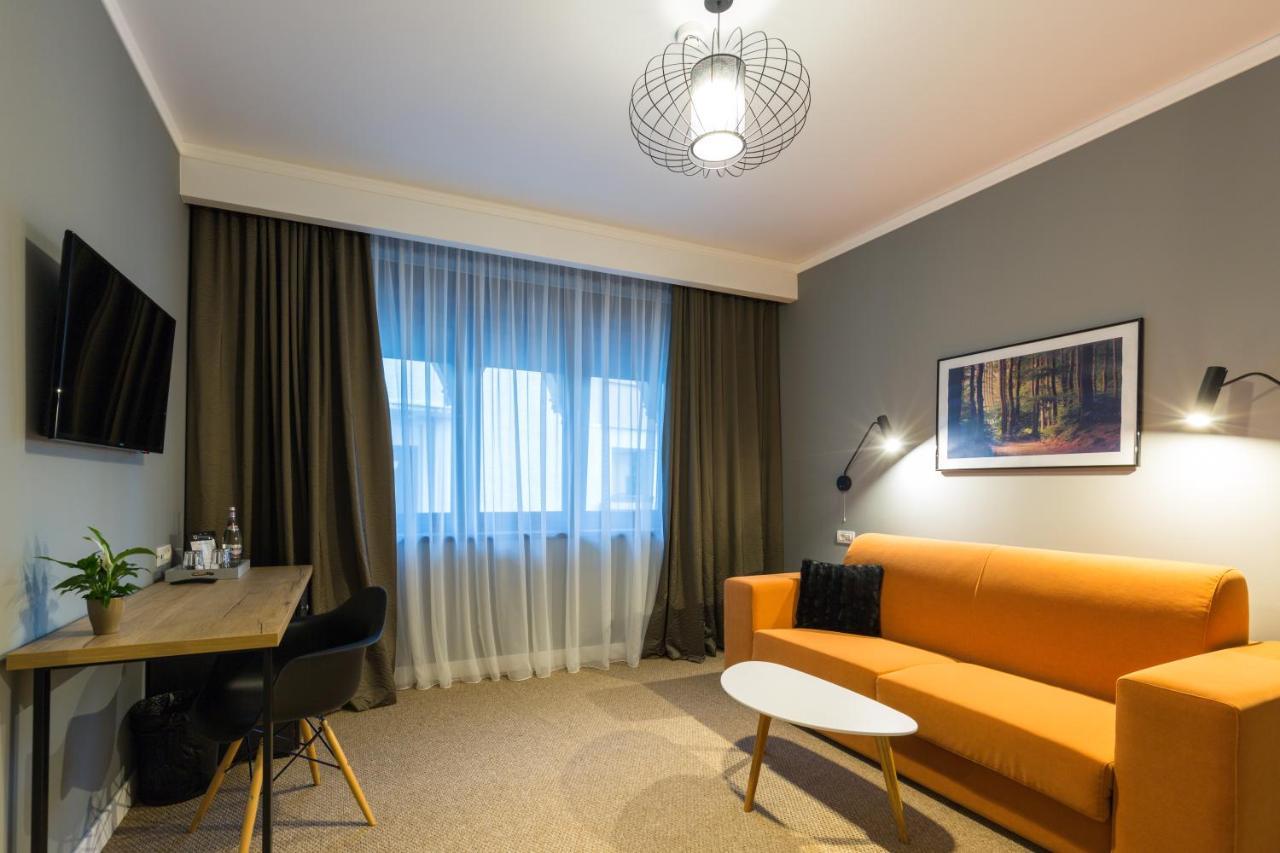 Upperhouse Suites & More Brasov Exterior photo